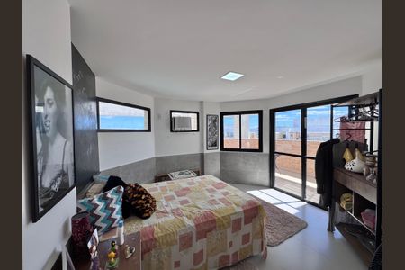 Apartamento à venda com 200m², 3 quartos e 2 vagasQuarto 2