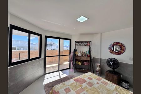 Apartamento à venda com 200m², 3 quartos e 2 vagasQuarto 2