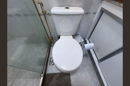 Apartamento à venda com 200m², 3 quartos e 2 vagasSuíte - Banheiro