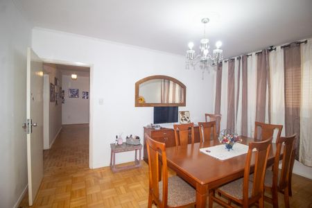 Casa à venda com 267m², 5 quartos e 1 vagaSala 2