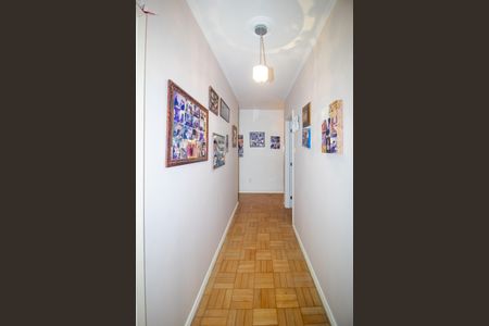 Casa à venda com 267m², 5 quartos e 1 vagacorredor