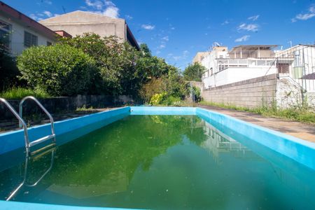 Casa à venda com 267m², 5 quartos e 1 vagaQuintal/churrasqueira/Piscina