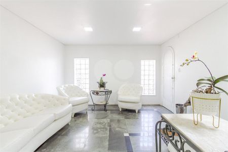 Casa à venda com 2 quartos, 120m² em Vila Olímpia, São Paulo