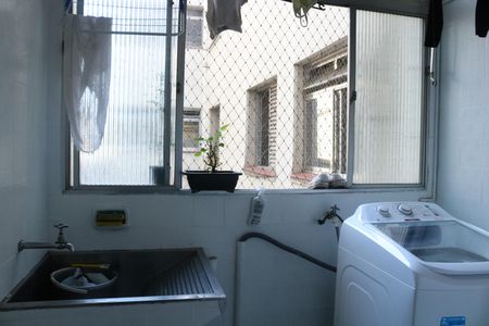 Apartamento à venda com 90m², 2 quartos e 1 vagaÁrea de Serviço