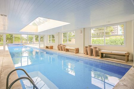 Apartamento para alugar com 54m², 2 quartos e 1 vagaÁrea comum - Piscina