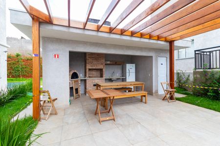 Apartamento à venda com 40m², 2 quartos e 1 vaga Apartamento à venda com 40m², 2 quartos e 1 vagaÁrea comum - Churrasqueira