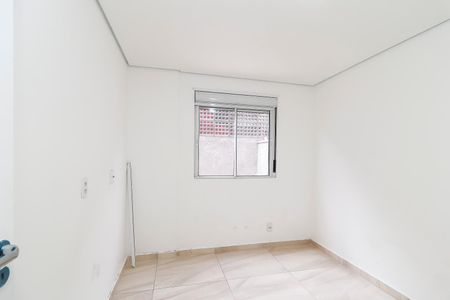 Quarto 2 de apartamento para alugar com 2 quartos, 40m² em Vila Progresso (zona Leste), São Paulo