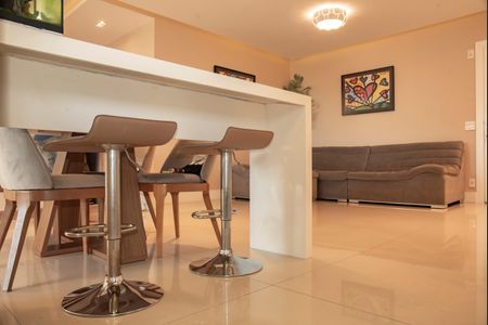 Apartamento à venda com 110m², 2 quartos e 2 vagasCozinha