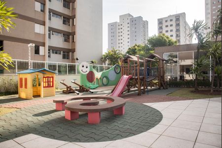 Apartamento à venda com 110m², 2 quartos e 2 vagasÁrea comum - Playground