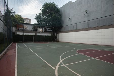 Apartamento à venda com 110m², 2 quartos e 2 vagasÁrea comum - Quadra esportiva