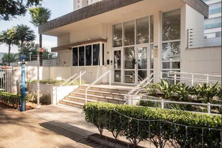 Apartamento à venda com 110m², 2 quartos e 2 vagasFrente