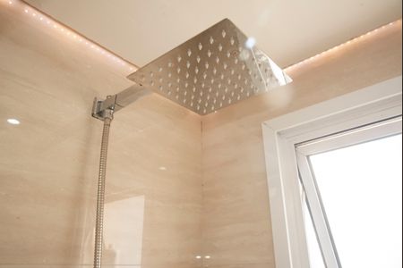 Apartamento à venda com 110m², 2 quartos e 2 vagasBanheiro da Suíte 2