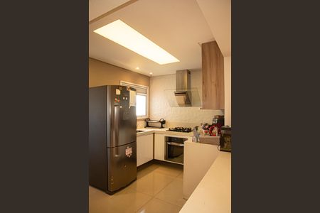 Apartamento à venda com 110m², 2 quartos e 2 vagasCozinha