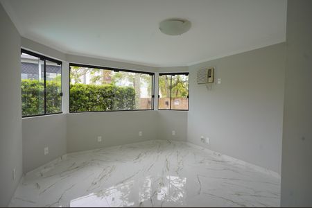 Suíte 1 de casa para alugar com 3 quartos, 600m² em Jurerê Internacional, Florianópolis