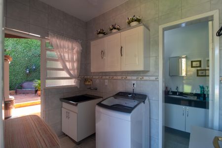 Casa à venda com 298m², 5 quartos e 2 vagasÁrea de Serviço