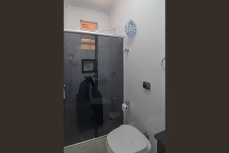 Casa à venda com 298m², 5 quartos e 2 vagasBanheiro 2