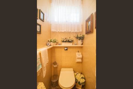 Casa à venda com 298m², 5 quartos e 2 vagasBanheiro