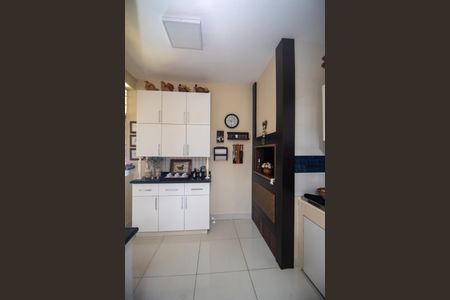 Casa à venda com 298m², 5 quartos e 2 vagasChurrasqueira