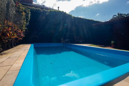 Casa à venda com 298m², 5 quartos e 2 vagasQuintal/Piscina