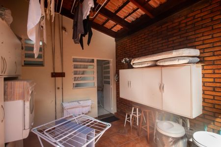 Casa à venda com 298m², 5 quartos e 2 vagasÁrea de Serviço