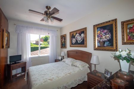 Casa à venda com 298m², 5 quartos e 2 vagasQuarto 3