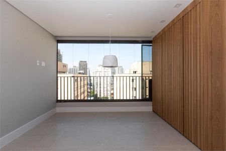 Apartamento à venda com 1 quarto, 58m² em Santo Amaro, São Paulo