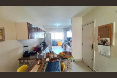 Apartamento à venda com 3 quartos, 348m² em Vila Pirajussara, São Paulo