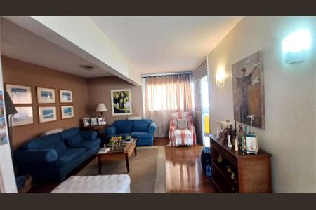 Apartamento à venda com 3 quartos, 348m² em Vila Pirajussara, São Paulo