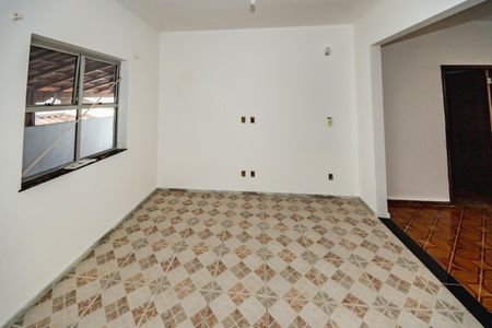 Casa para alugar com 90m², 2 quartos e sem vagaSala