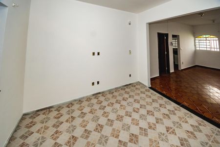 Sala de casa para alugar com 2 quartos, 90m² em Santa Branca, Belo Horizonte