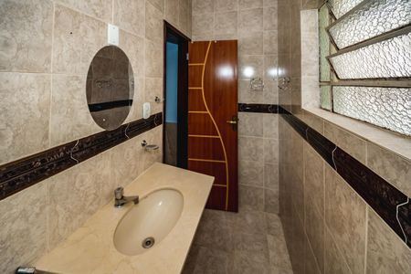 Casa para alugar com 90m², 2 quartos e sem vagaBanheri do Quarto 2