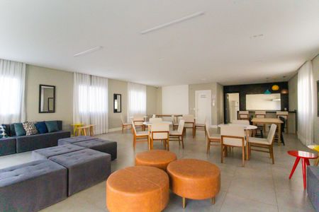 Apartamento para alugar com 42m², 2 quartos e sem vaga Apartamento para alugar com 42m², 2 quartos e sem vagaÁrea comum - Salão de festas