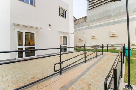 Apartamento para alugar com 42m², 2 quartos e sem vaga Apartamento para alugar com 42m², 2 quartos e sem vagaÁrea comum - Salão de festas