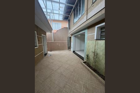 Casa à venda com 316m², 3 quartos e 3 vagasFoto 09