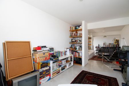 Sala de Estar de apartamento para alugar com 1 quarto, 78m² em Vila Madalena, São Paulo