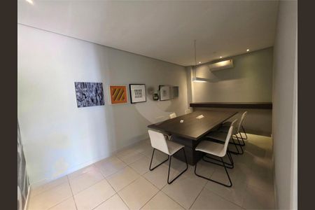 Apartamento à venda com 37m², 1 quarto e 1 vaga