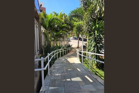 Apartamento à venda com 37m², 1 quarto e 1 vaga