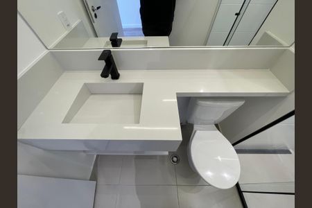 Studio para alugar com 28m², 1 quarto e sem vaga Studio para alugar com 28m², 1 quarto e sem vagaBanheiro