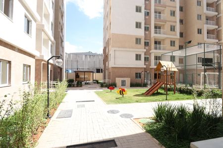Apartamento para alugar com 37m², 2 quartos e sem vagaÁrea comum
