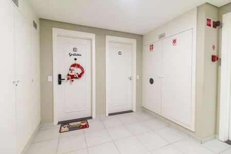 Apartamento para alugar com 42m², 2 quartos e sem vaga Apartamento para alugar com 42m², 2 quartos e sem vagaHall