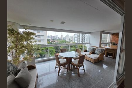 Apartamento à venda com 3 quartos, 177m² em Campo Belo, São Paulo