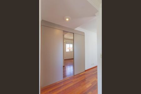 Apartamento para alugar com 83m², 1 quarto e 2 vagasCloset da suíte