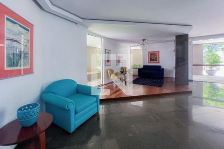 Apartamento à venda com 128m², 3 quartos e 2 vagasÁrea comum - Hall Social