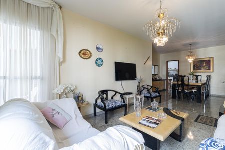 Apartamento à venda com 128m², 3 quartos e 2 vagasSala