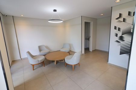 Apartamento para alugar com 30m², 1 quarto e sem vagaÁrea comum - Salão de festas