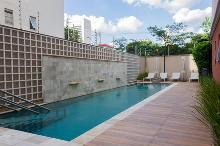 Apartamento à venda com 34m², 2 quartos e sem vaga Apartamento à venda com 34m², 2 quartos e sem vagaPiscina