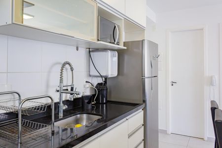 Apartamento à venda com 34m², 2 quartos e sem vaga Apartamento à venda com 34m², 2 quartos e sem vagaCozinha e Área de Serviço