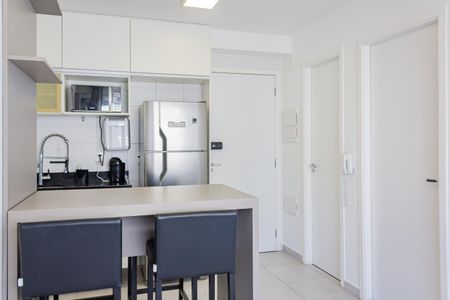 Apartamento à venda com 34m², 2 quartos e sem vaga Apartamento à venda com 34m², 2 quartos e sem vagaSala/Cozinha