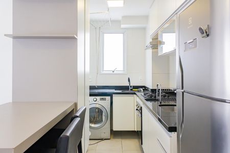 Apartamento à venda com 34m², 2 quartos e sem vaga Apartamento à venda com 34m², 2 quartos e sem vagaCozinha e Área de Serviço