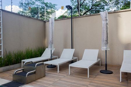 Apartamento à venda com 34m², 2 quartos e sem vaga Apartamento à venda com 34m², 2 quartos e sem vagaPiscina